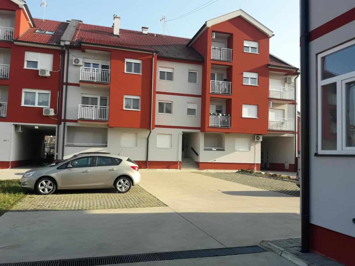 Apartman Sunset Сремська Митровиця Екстер'єр фото